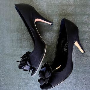 Anne Klein Black Satin peep toe heels